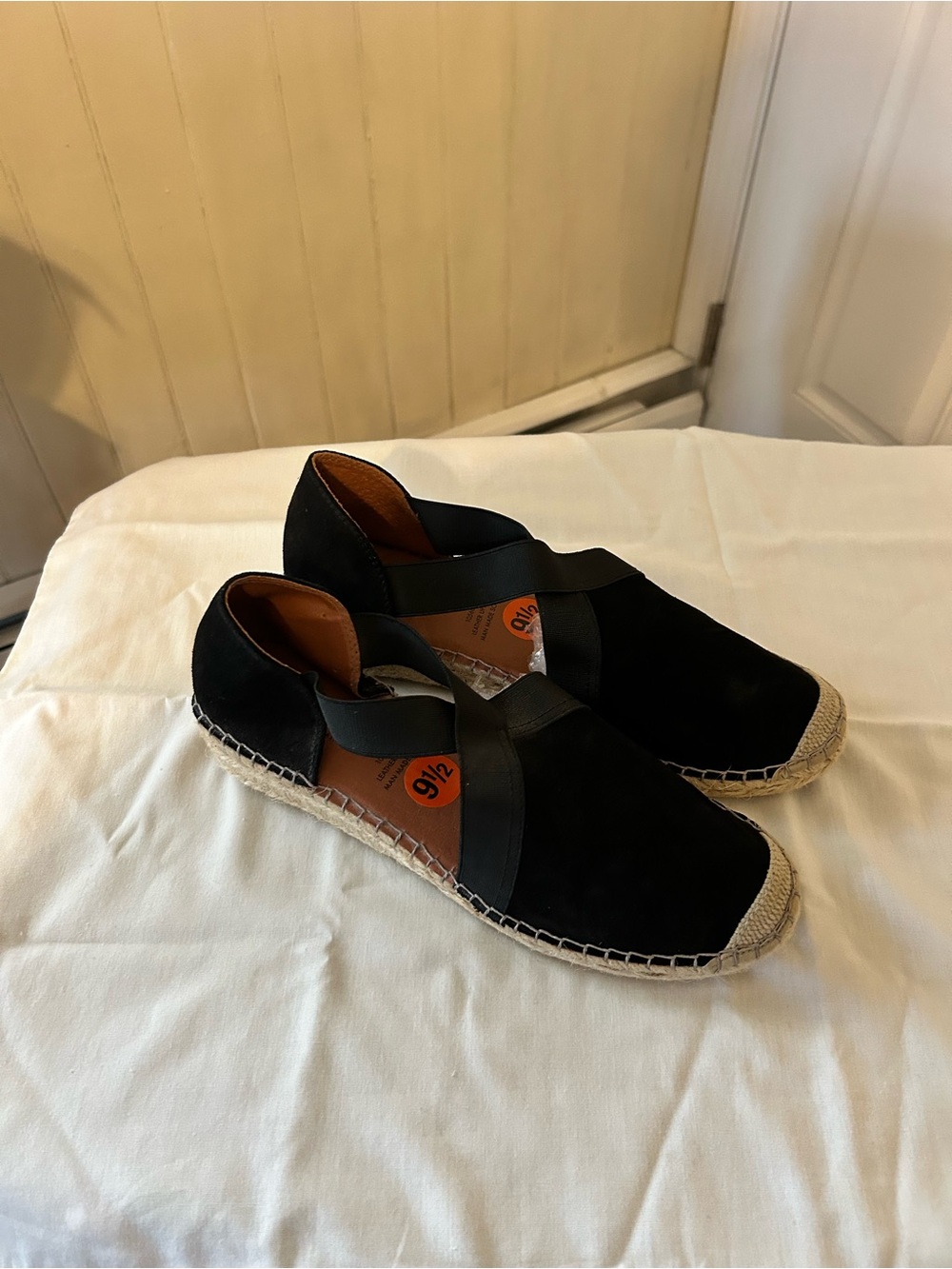NWT FABIOLAS Black Suede Low Wedge Espadrilles -Handcrafted In Spain-Size 9.5